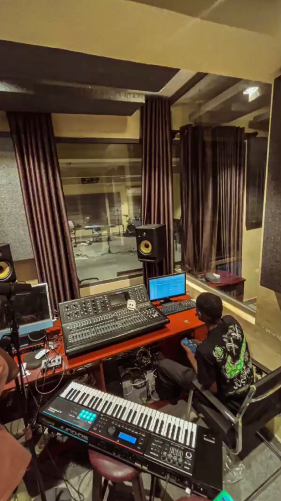 Dace Boateng in the studio